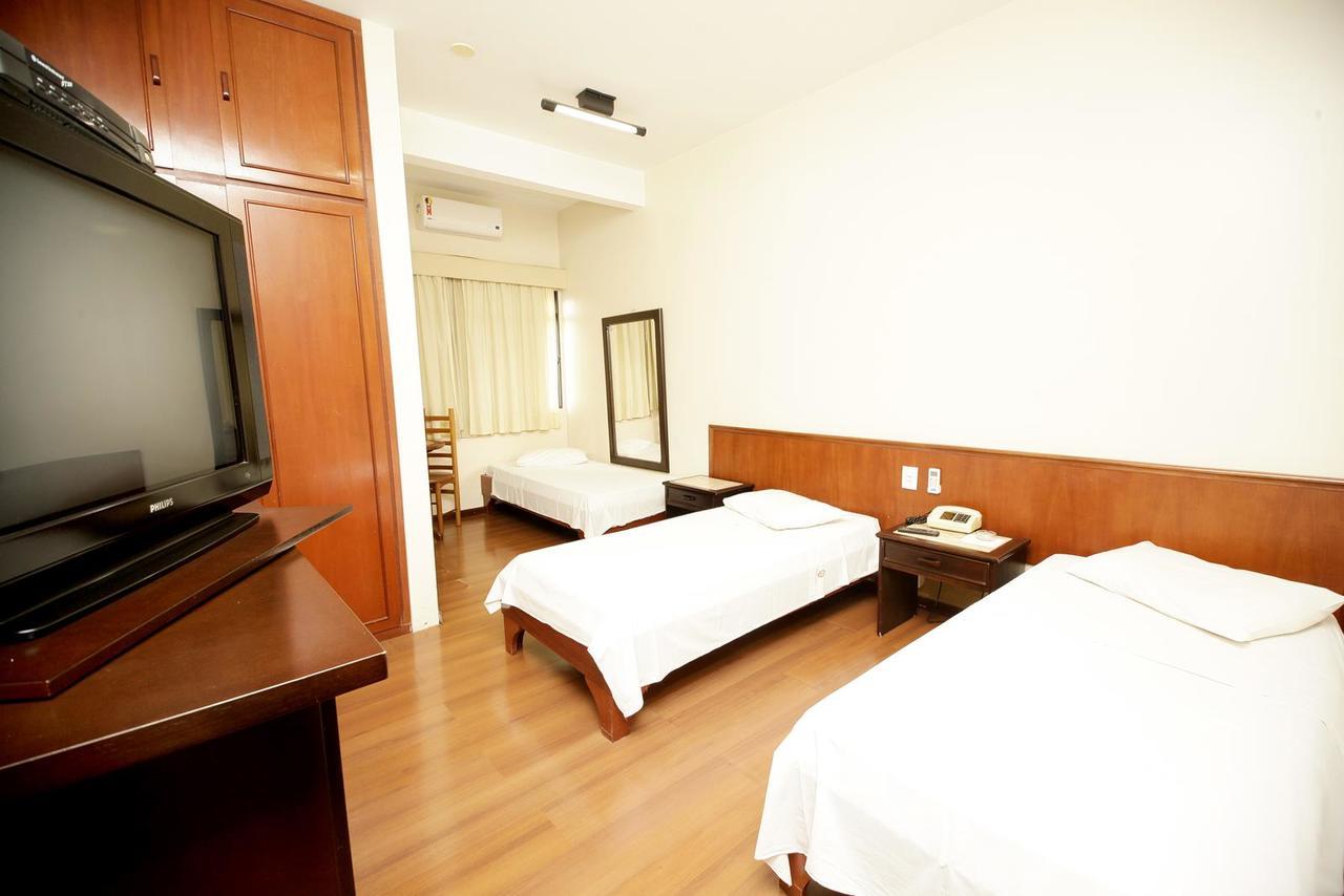 Galatas Central Hotel Патус ди Минас Екстериор снимка